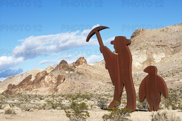 Steel artwork by Fred Bervoets depicting gold miner Shorty Harris