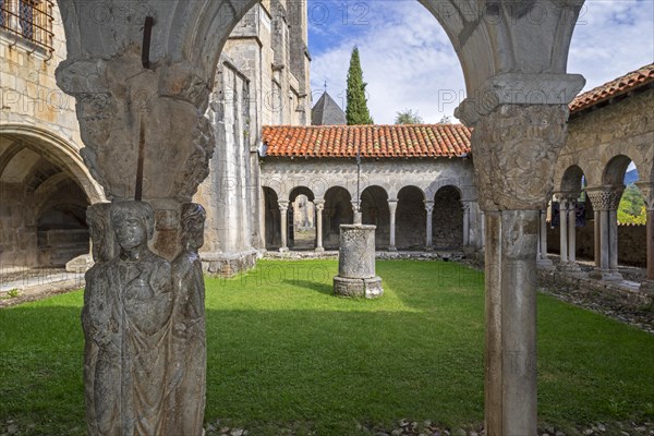 Cloister of the Cathedrale Sainte-Marie