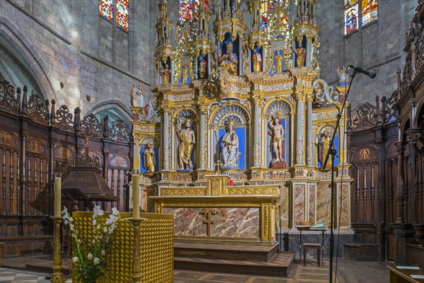 Marble altar of the Cathedrale Sainte-Marie