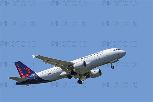 Airbus A320-214