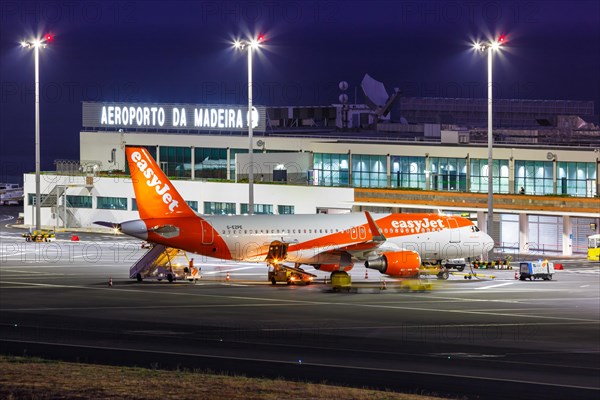 An EasyJet Airbus A320 aircraft