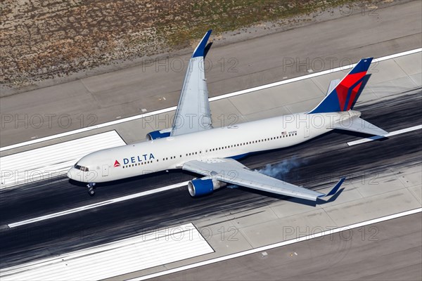 A Delta Air Lines Boeing 767-300