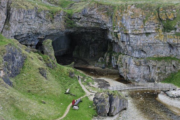 Entrance of Smoo Cave