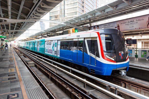 Metro train at the Nana stop of the BTS SkyTrain Sukhumvit Line in Bangkok