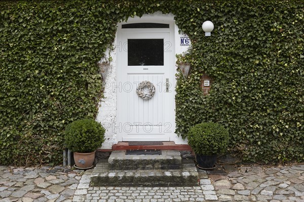 Front door in Putgarten