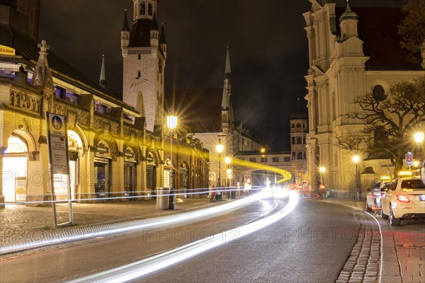 Light traces of traffic at night