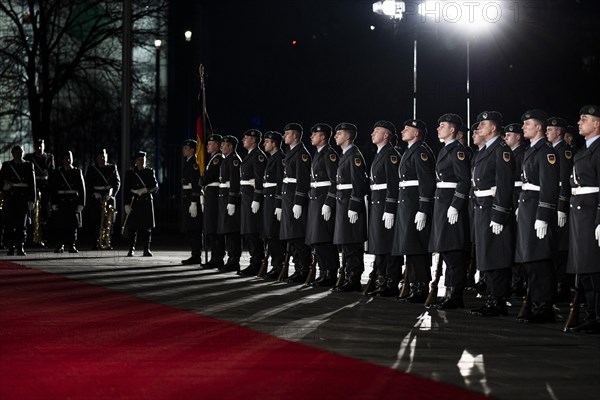 Soldiers from the Guard Battalion of the German Armed Forces