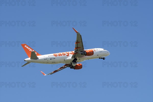 Airbus A320-214 WL