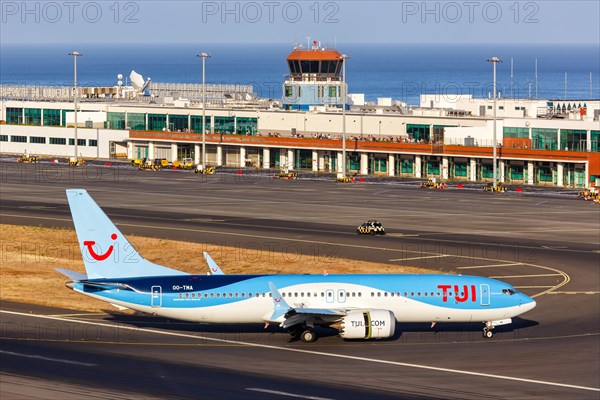 A TUI Belgium Boeing 737 MAX 8 aircraft with registration number OO-TMA at Madeira Airport