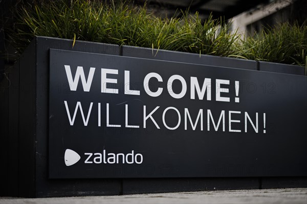 The lettering of the Zalando company at their location in Berlin. 04.02.2022.