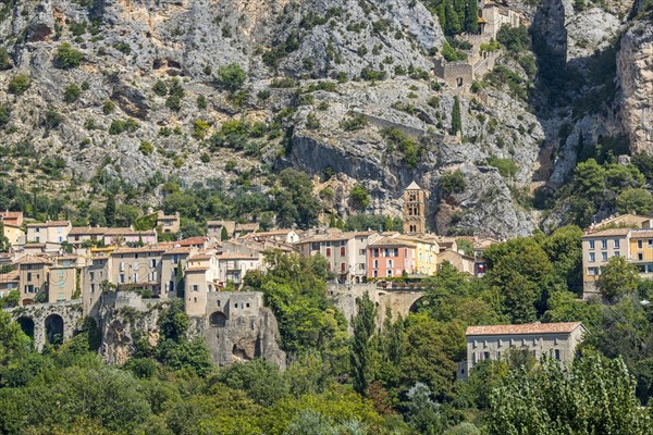 View over the Notre-Dame-de-l'Assomption church and the village Moustiers-Sainte-Marie