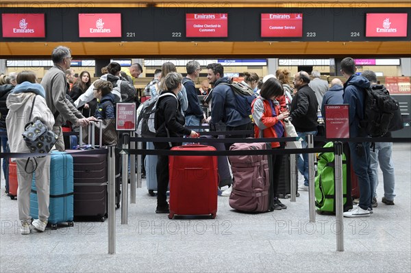 Airport Passengers Emirates Check-in