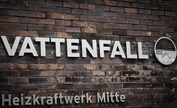 The lettering of the Vattenfall company at their site in Berlin. 04.02.2022.