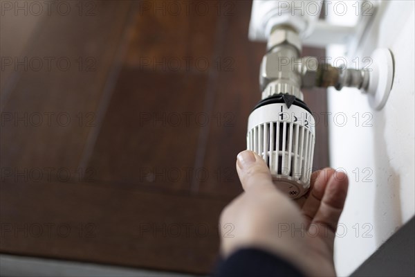 Thermostat on a radiator in a detached house