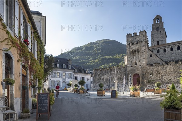 Twelfth century Eglise des Templiers