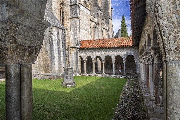 Cloister of the Cathedrale Sainte-Marie