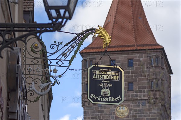 Historical nose sign behind the Neutorturm