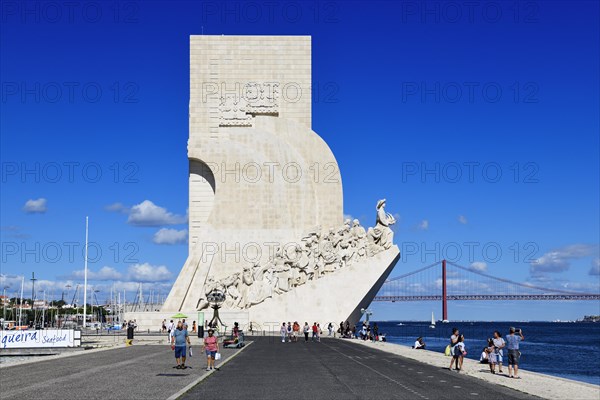 Discoverer Monument