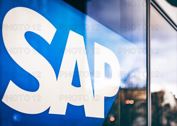 The SAP logo in Berlin. 02.02.2022.