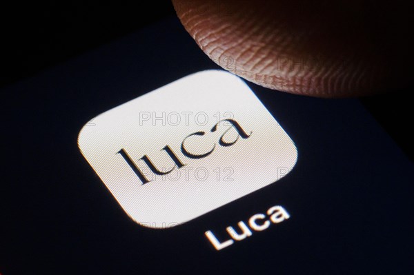 The Luca app is displayed on a smartphone. Berlin