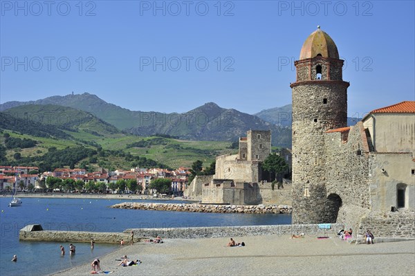 The church Notre-Dame des Anges and the fort Chateau royal de Collioure