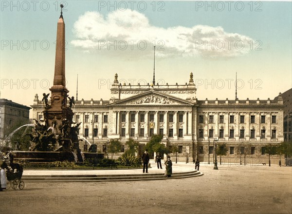 University and Mendebrunnen in Leipzig