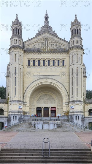 Romano-Byzantine Basilica Basilique Sainte-Therese de Lisieux