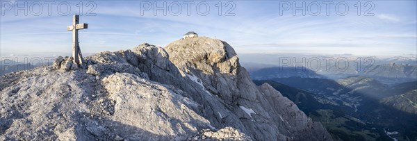 Summit cross