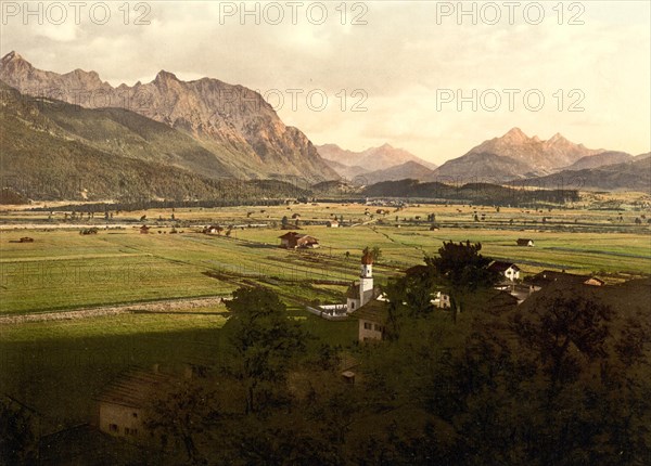 Walgau with the Karwendel Mountains