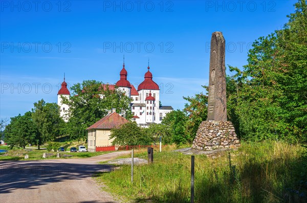 View of baroque Laeckoe Castle on Kallandsoe in Vaenern in Vaestergoetland