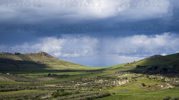 Thunderclouds and landscape near Piazza Armerina