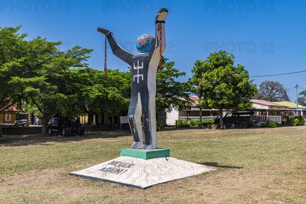 Monument at the Unesco site Kunta Kinteh or James island