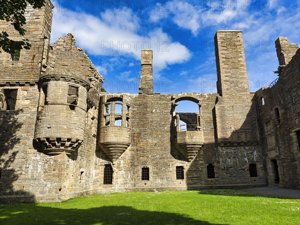 Castle ruins and former bishop's residence