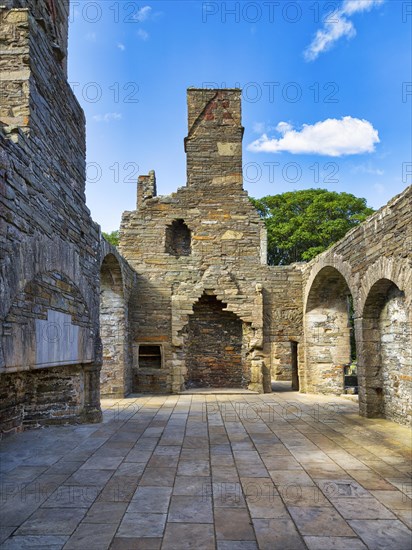 Castle ruins and former bishop's residence