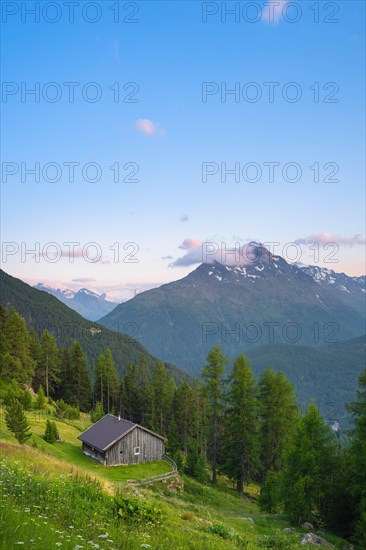 Small mountain hut in the Stubai Alps
