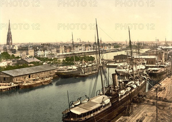 View of the new harbour from the lighthouse