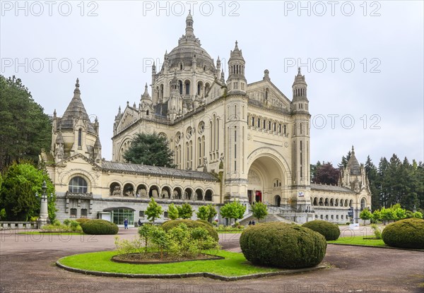 Romano-Byzantine Basilica Basilique Sainte-Therese de Lisieux