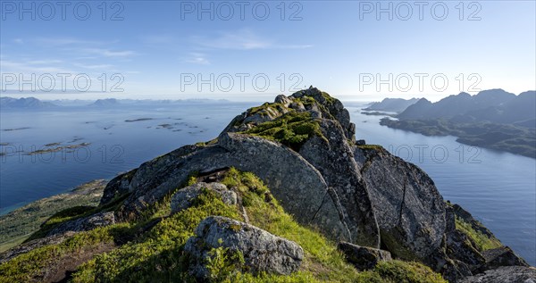 Peak of Dronningsvarden or Stortinden