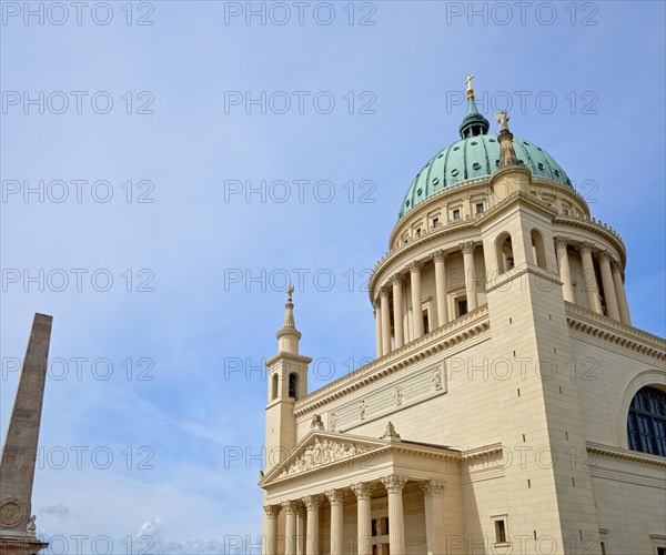 Nikolai Church and Obelisk