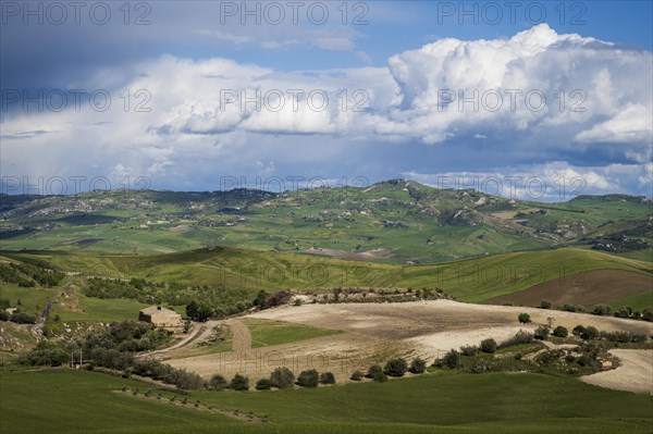 Thunderclouds and landscape near Piazza Armerina