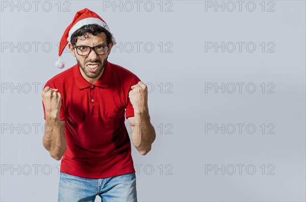 Man with beard and christmas hat