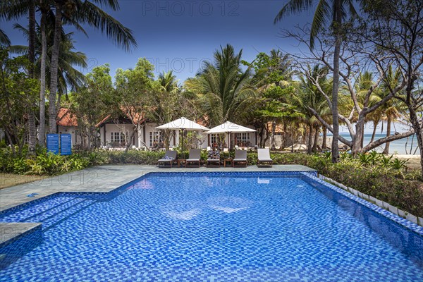 Swimmingpool of Peppercorn Beach Resort