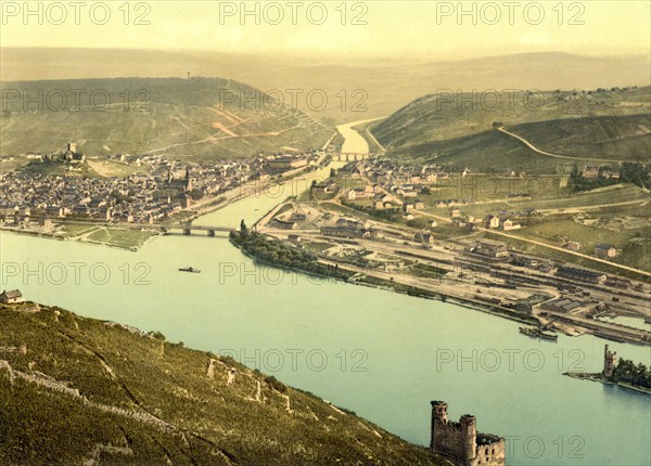 The Maeuseturm near Bingen and the Rhine