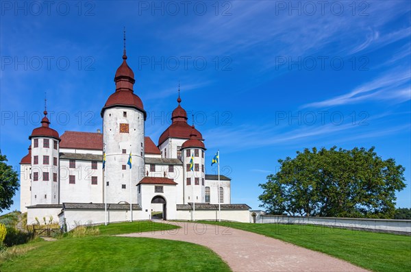 View of baroque Laeckoe Castle on Kallandsoe in Vaenern in Vaestergoetland