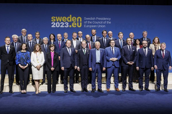 Family photo at the Gymnich reunion in Stockholm