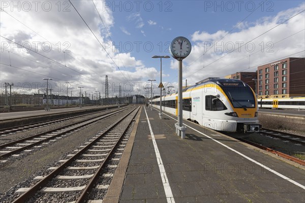 Eurobahn low-floor train stands at an empty platform