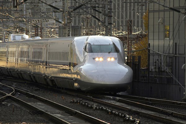 Tokaido Shinkansen series 700 approaching Tokyo Station Asia