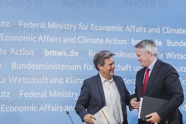 (L-R) Robert Habeck (Buendnis 90 Die Gruenen), Federal Minister for Economic Affairs and Climate Protection and Vice Chancellor, and Mathias Cormann, Secretary-General of the OECD (Organisation for Economic Co-operation and Development), recorded at the press conference for the handover of the OECD environmental review report to the Federal Minister for the Environment and the OECD economic report to the Federal Minister for Economic Affairs in Berlin, 08 May 2023., Berlin, Germany, Europe