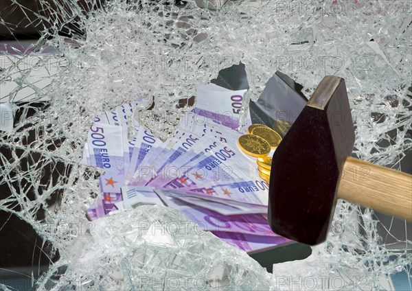 Burglary Glass Breakage Gold Money