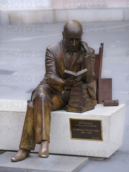 Statue of the Italian poet and revolutionary Gabriele D'Annunzio